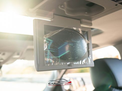 Used 2020 Cadillac Escalade Premium Luxury image 23