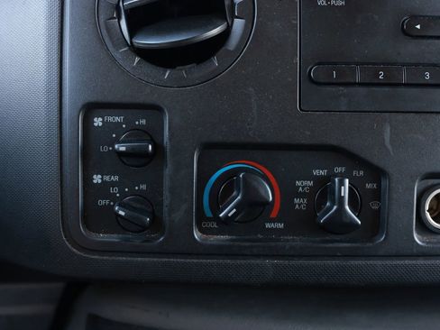 Used 2012 Ford E-350 and Econoline 350 XL image 30