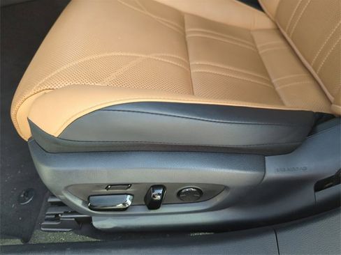 Used 2023 Lexus ES 350 Ultra Luxury image 27