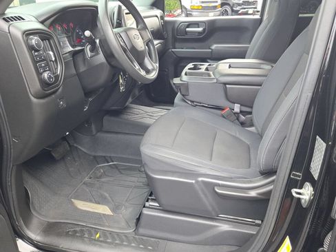 Used 2019 Chevrolet Silverado 1500 Custom Trail Boss w/ Custom Convenience Package AWD/4WD image 29