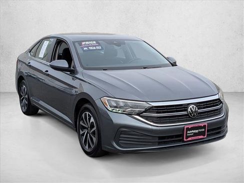Used 2024 Volkswagen Jetta S FWD image 3