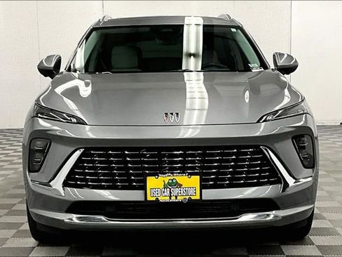 Used 2024 Buick Envision Avenir AWD/4WD image 4