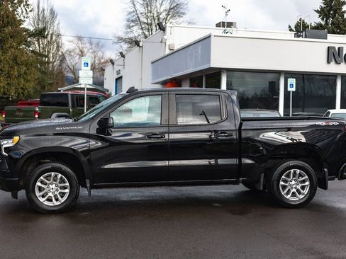 Used 2024 Chevrolet Silverado 1500 RST AWD/4WD image 17