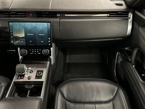 Used 2023 Land Rover Range Rover First Edition image 29