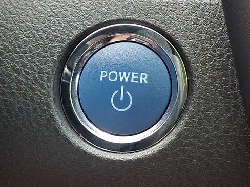 Used 2022 Toyota Camry SE w/ Audio Upgrade Package FWD image 26