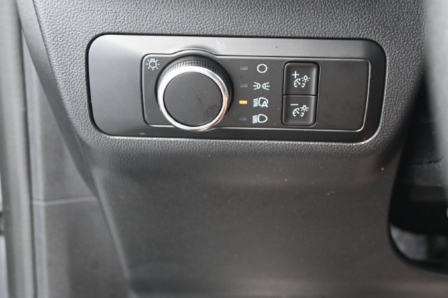 Used 2025 Ford Escape ST-Line FWD image 14