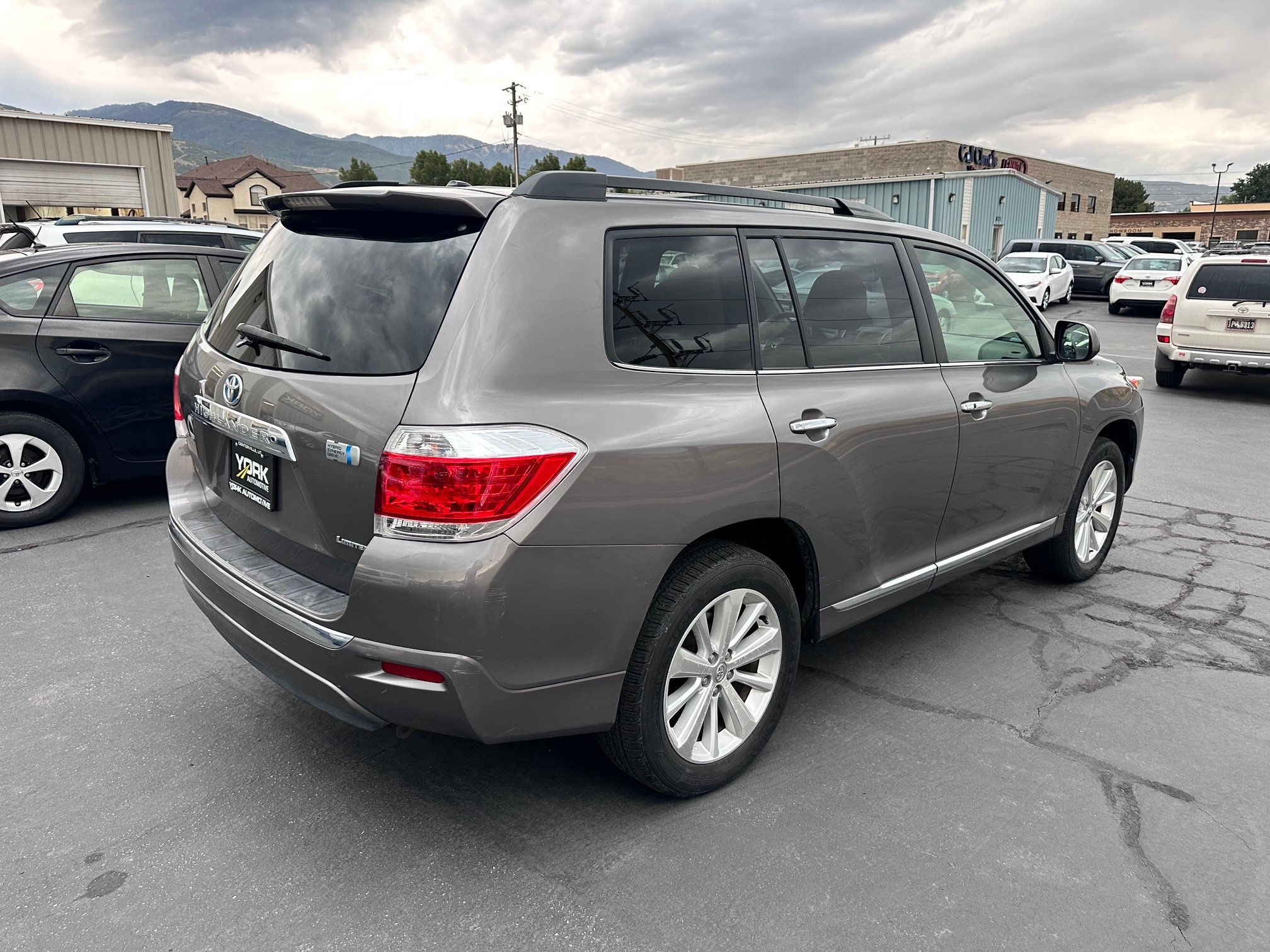 Used 2012 Toyota Highlander Limited AWD/4WD image 3