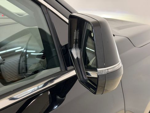 Used 2016 Cadillac Escalade Premium image 21