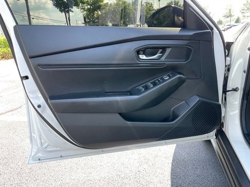 Certified 2025 Honda Accord SE image 23