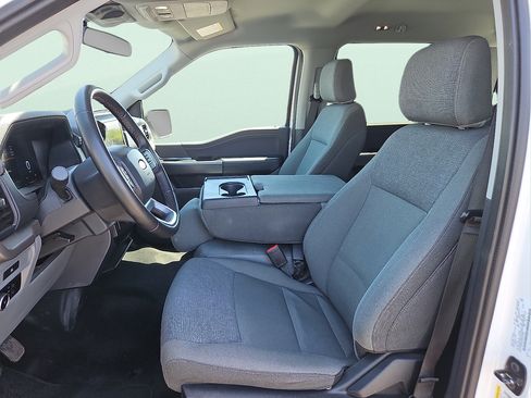 Used 2025 Ford F150 XLT w/ Equipment Group 301A Standard AWD/4WD image 15