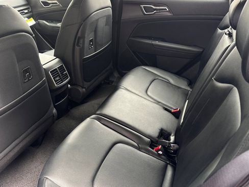New 2026 Kia Sportage EX image 8