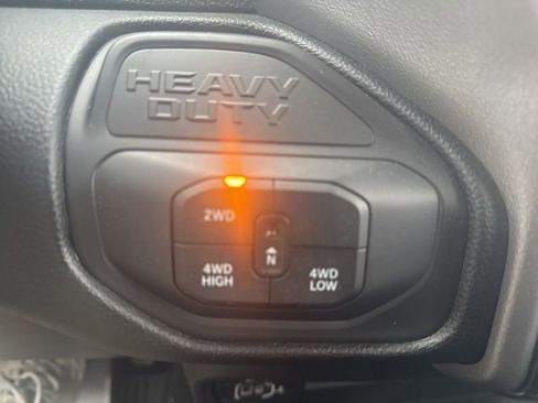 Used 2025 RAM 2500 Big Horn image 24