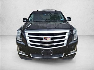 Used 2018 Cadillac Escalade Premium Luxury video 2