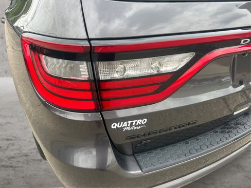 Used 2018 Dodge Durango GT w/ Blacktop Package AWD/4WD image 21