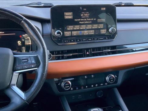 Used 2022 Mitsubishi Outlander SEL image 7