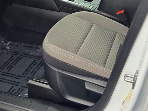 Certified 2022 Ford Escape SE w/ Cold Weather Package image 21