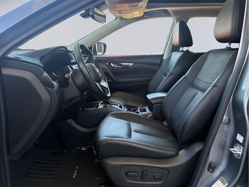 Used 2018 Nissan Rogue SL w/ Premium Package FWD image 10