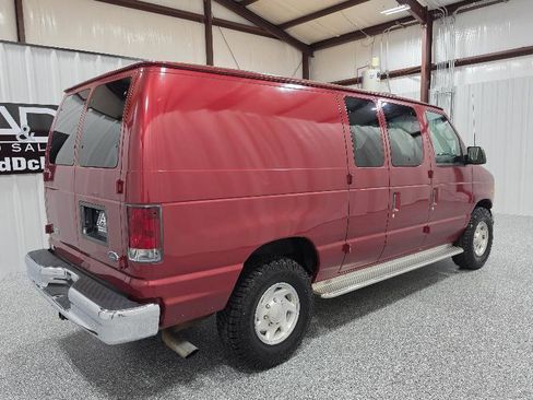 Used 2001 Ford E-350 and Econoline 350 Super Duty image 6