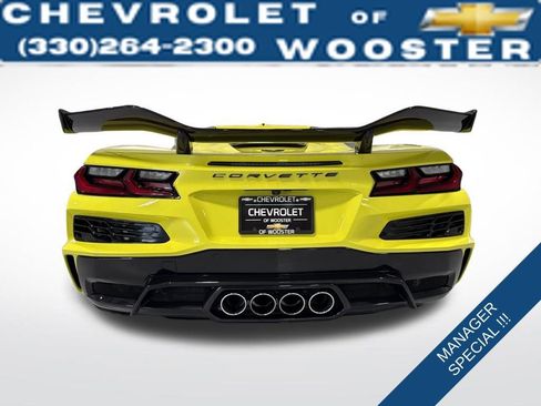 Used 2024 Chevrolet Corvette Z06 w/ Z07 Performance Package image 5