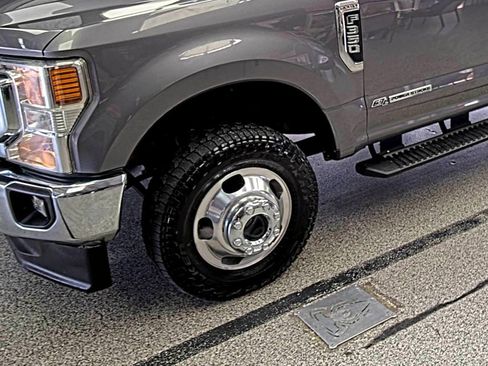 Used 2021 Ford F350 Lariat w/ Lariat Value Package image 4