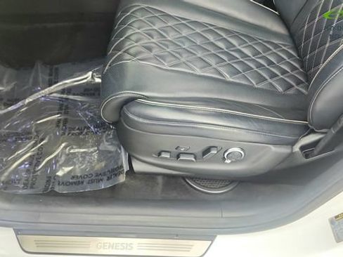 Used 2024 Genesis GV80 3.5T Advanced AWD/4WD image 33
