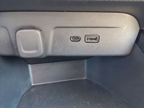 Used 2024 Chevrolet Trax LT image 22