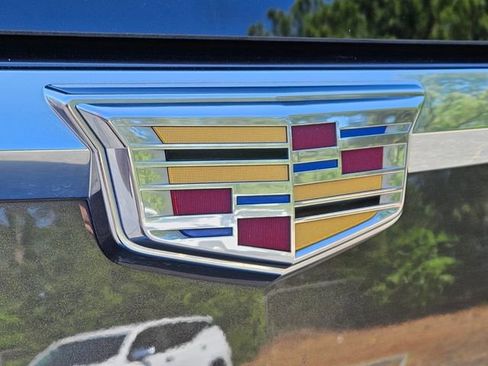 Used 2020 Cadillac Escalade Premium Luxury AWD/4WD image 15