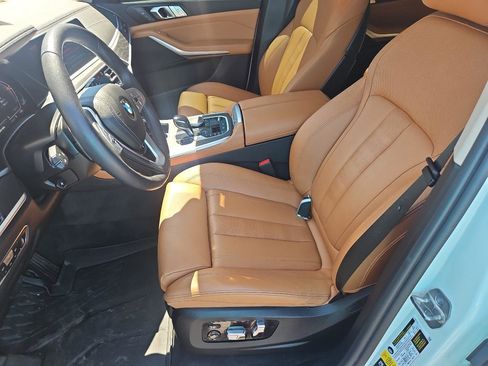Used 2022 BMW X7 xDrive40i w/ Premium Package AWD/4WD image 13