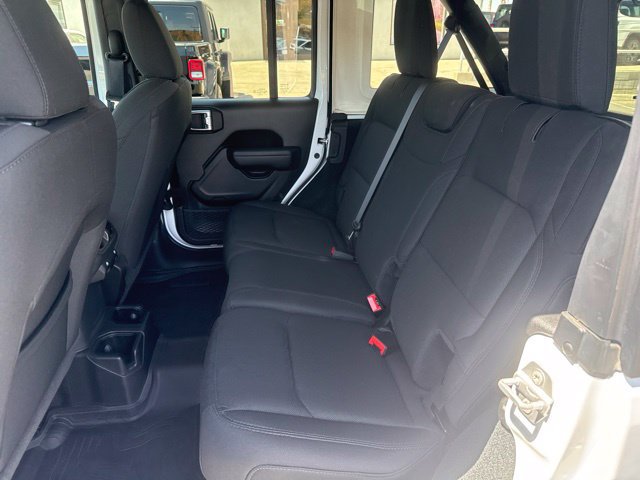 Used 2022 Jeep Wrangler Unlimited Sport AWD/4WD image 27