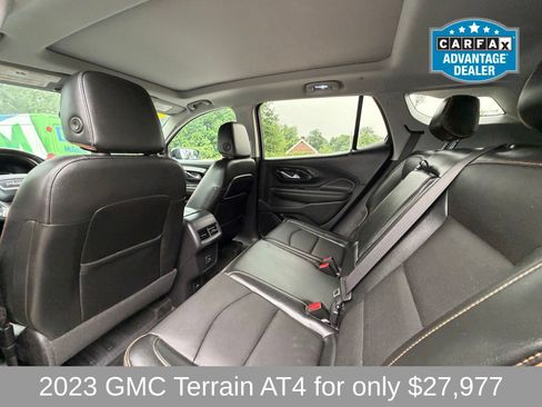 Used 2023 GMC Terrain AT4 w/ Tech Package AWD/4WD image 9