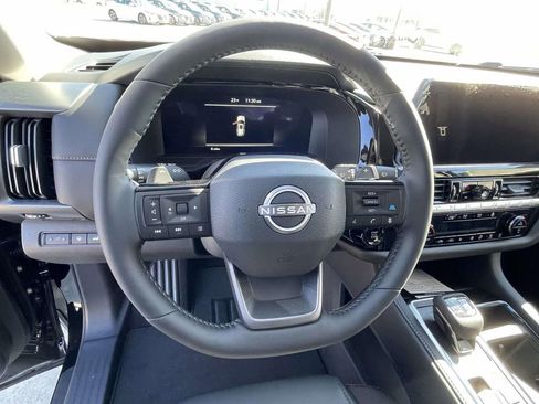 New 2026 Nissan Pathfinder SL image 19