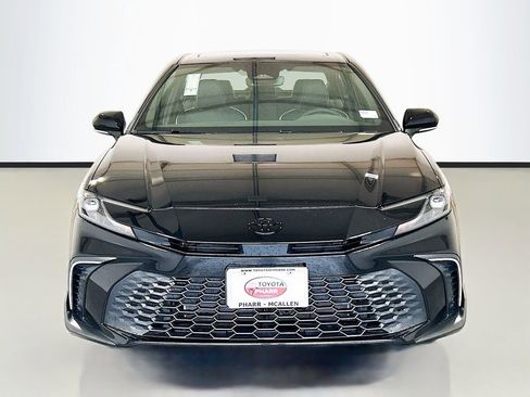 New 2026 Toyota Camry SE FWD image 2