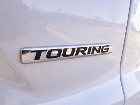 Used 2018 Honda CR-V Touring image 40