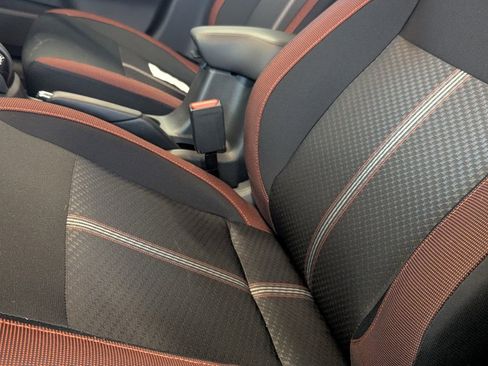 New 2025 Nissan Versa SR w/ Trunk Package image 11