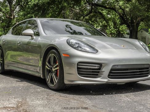 Used 2016 Porsche Panamera GTS AWD/4WD image 12