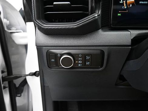 Certified 2025 Ford Mustang Coupe RWD image 8