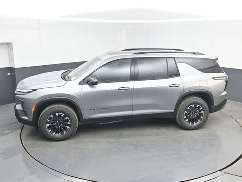 New 2026 Chevrolet Traverse Z71 w/ Enhanced Driving Package AWD/4WD image 38