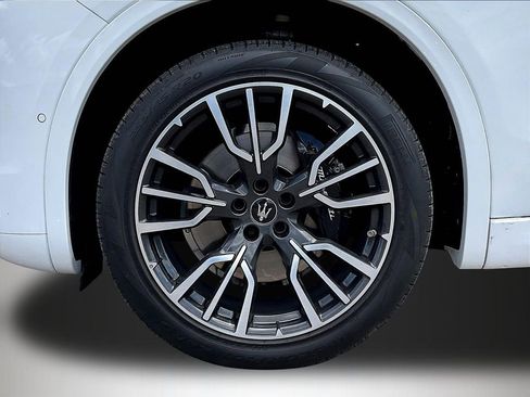 Used 2023 Maserati Grecale Modena AWD/4WD image 32