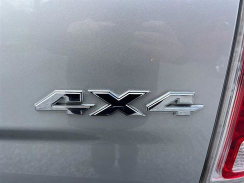 Used 2013 RAM 1500 Laramie w/ Convenience Group image 11