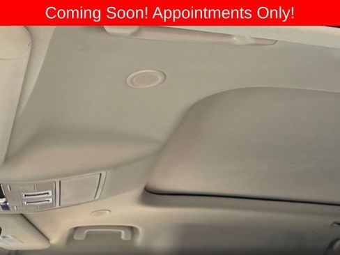 Used 2020 Land Rover Defender 110 First Edition image 4