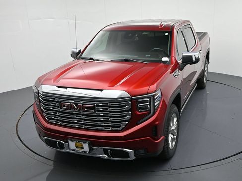 Used 2023 GMC Sierra 1500 Denali AWD/4WD image 19