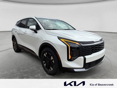 New 2027 Kia Sportage LX FWD image 3