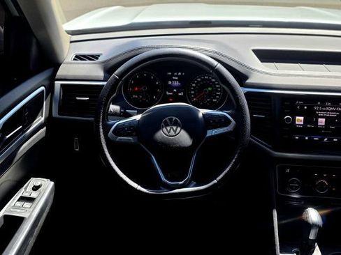 Used 2021 Volkswagen Atlas SE AWD/4WD image 16