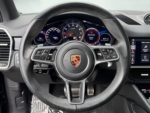 Used 2019 Porsche Cayenne S image 35