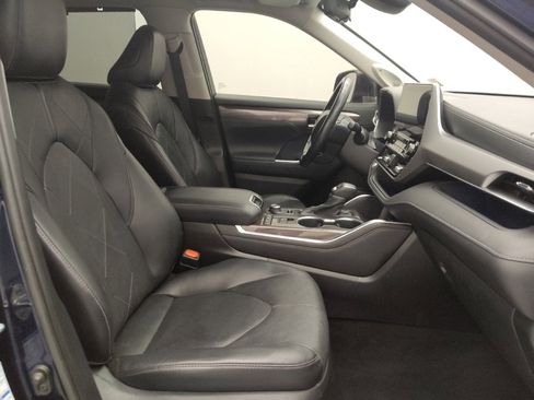 Used 2020 Toyota Highlander Platinum image 21