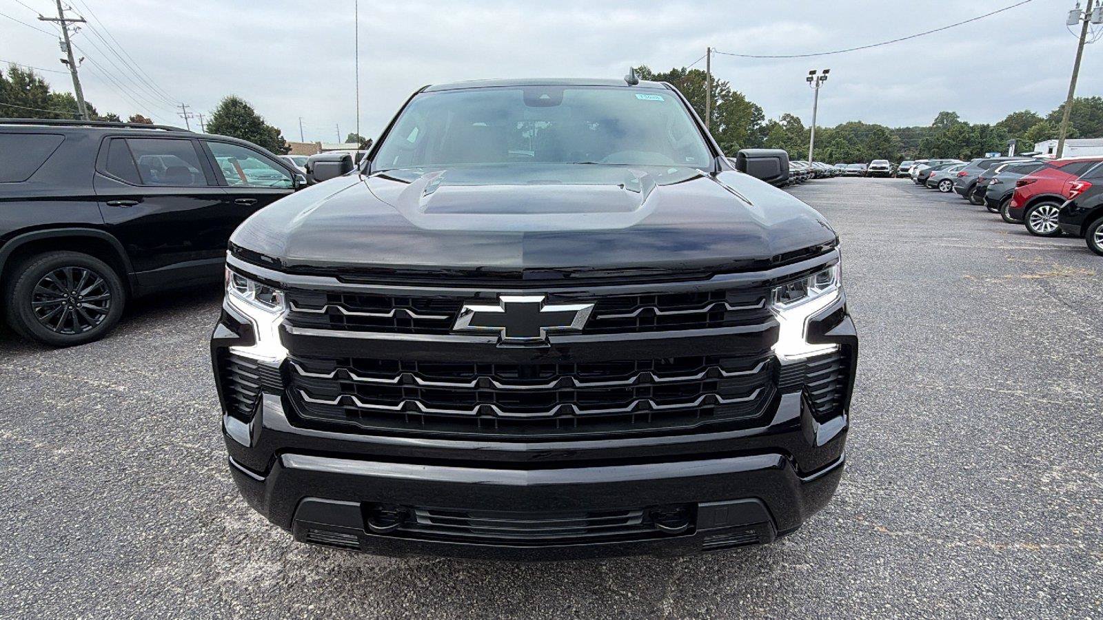 New 2026 Chevrolet Silverado 1500 RST w/ RST Select Package AWD/4WD image 2