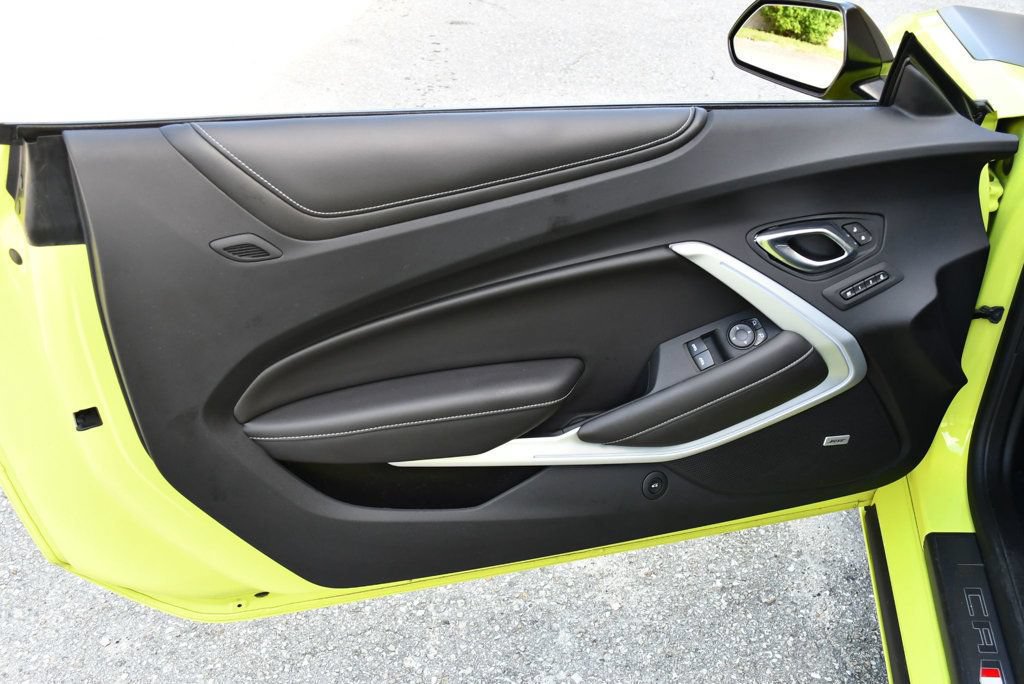 Used 2021 Chevrolet Camaro SS RWD image 11