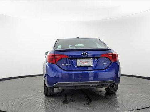 Used 2018 Toyota Corolla XSE FWD image 7