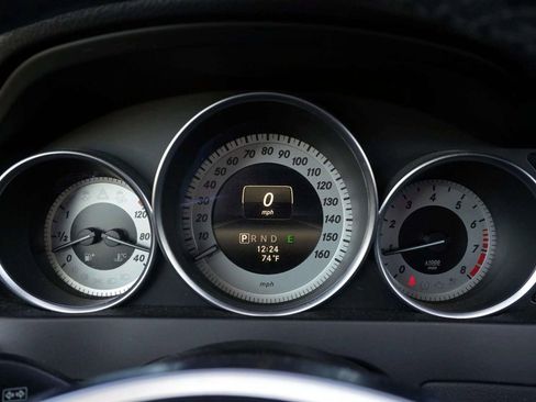 Used 2014 Mercedes-Benz C 250 Sedan image 20