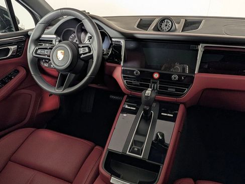 New 2026 Porsche Macan S image 22